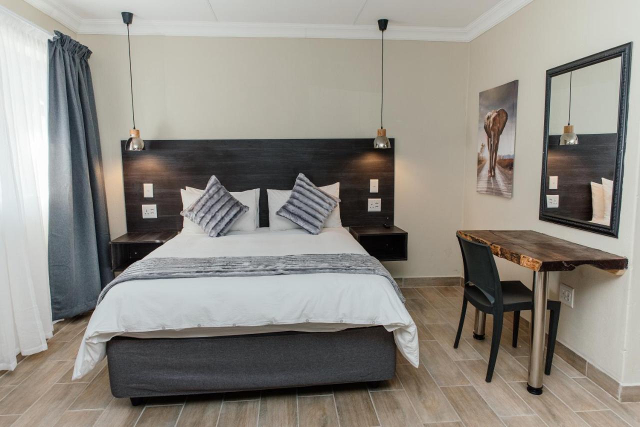 Casa Leitao Lodge ファラボルワ エクステリア 写真