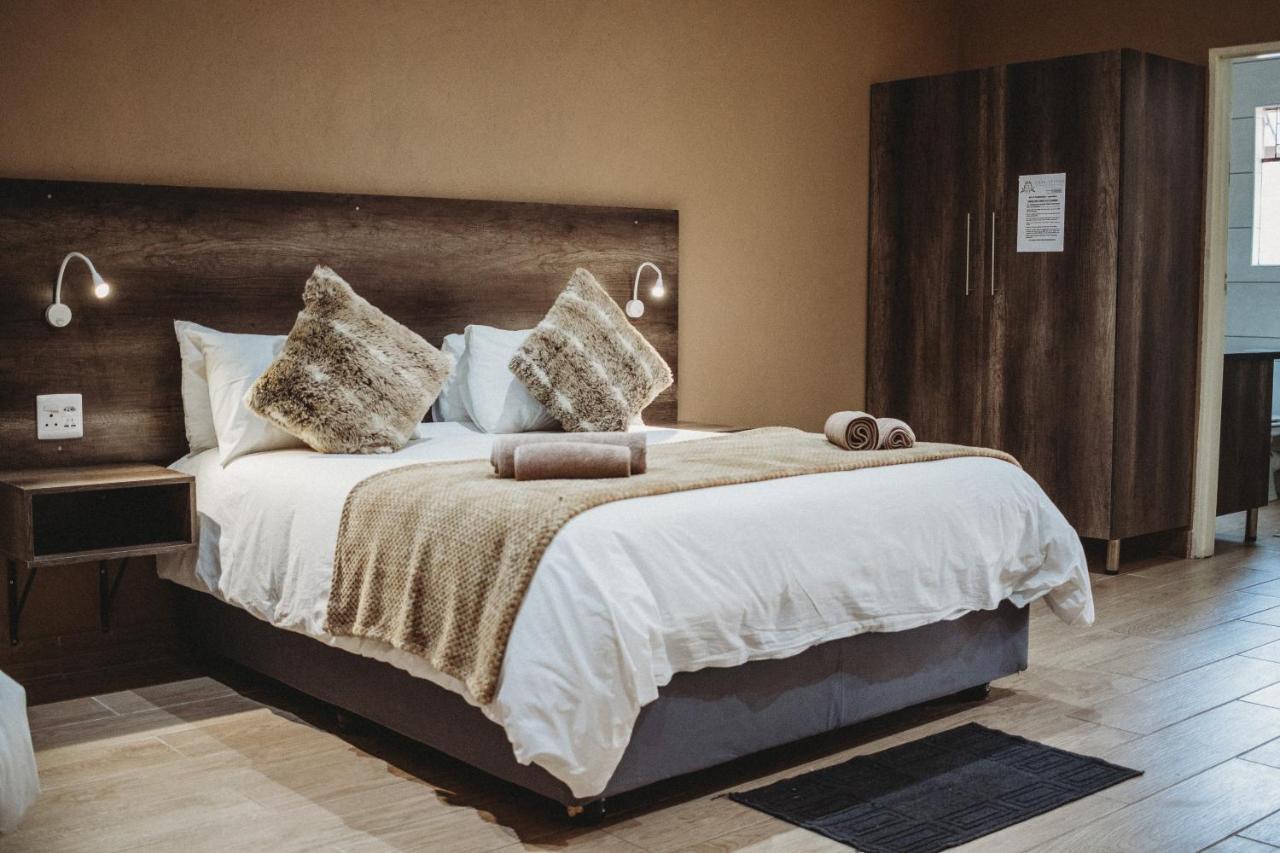 Casa Leitao Lodge ファラボルワ エクステリア 写真