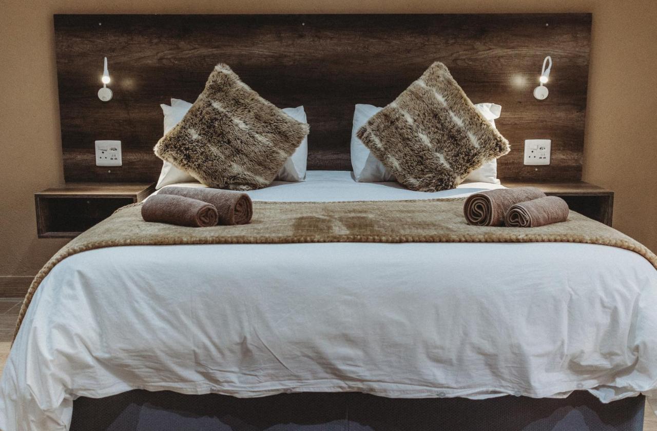 Casa Leitao Lodge ファラボルワ エクステリア 写真