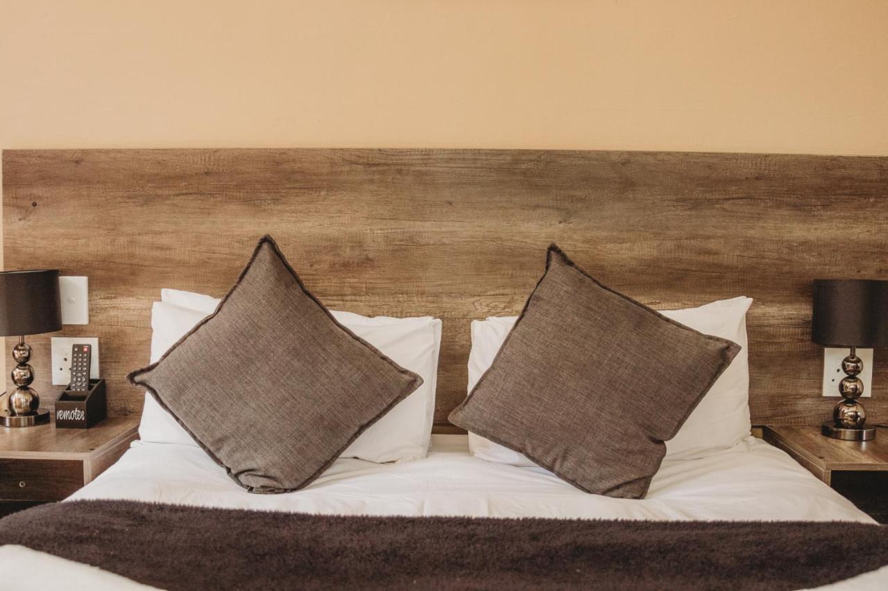 Casa Leitao Lodge ファラボルワ エクステリア 写真