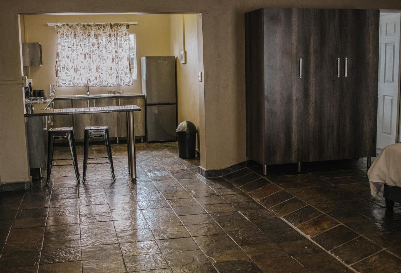 Casa Leitao Lodge ファラボルワ エクステリア 写真