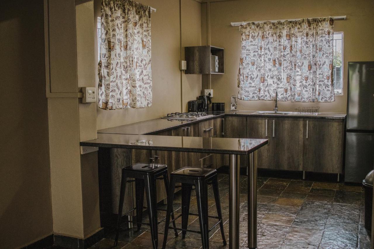 Casa Leitao Lodge ファラボルワ エクステリア 写真
