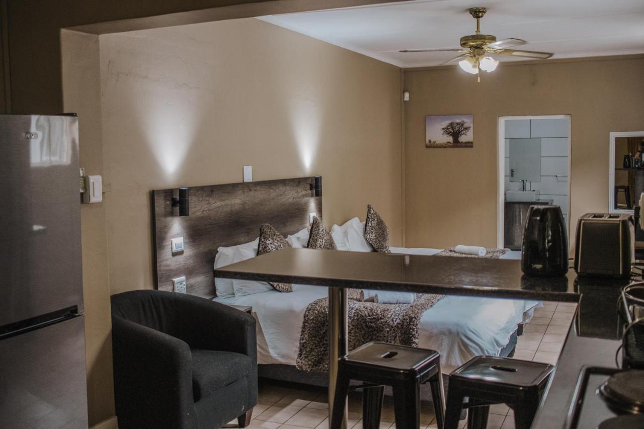 Casa Leitao Lodge ファラボルワ エクステリア 写真