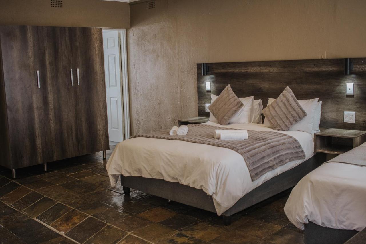 Casa Leitao Lodge ファラボルワ エクステリア 写真