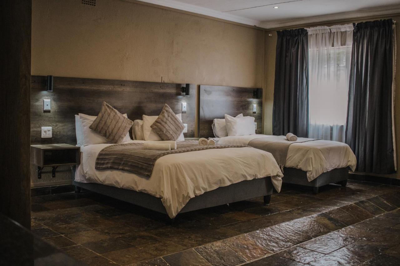 Casa Leitao Lodge ファラボルワ エクステリア 写真