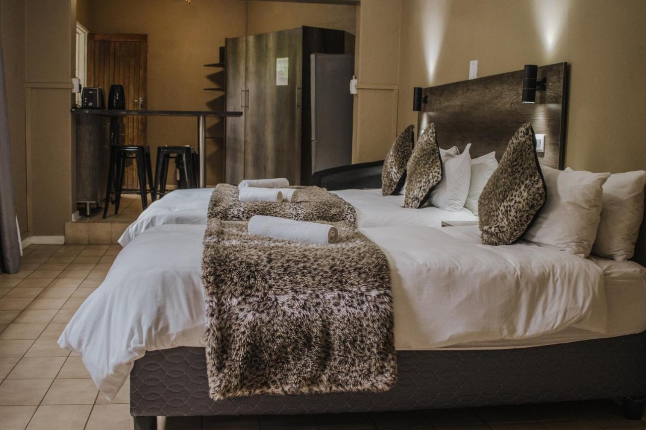 Casa Leitao Lodge ファラボルワ エクステリア 写真