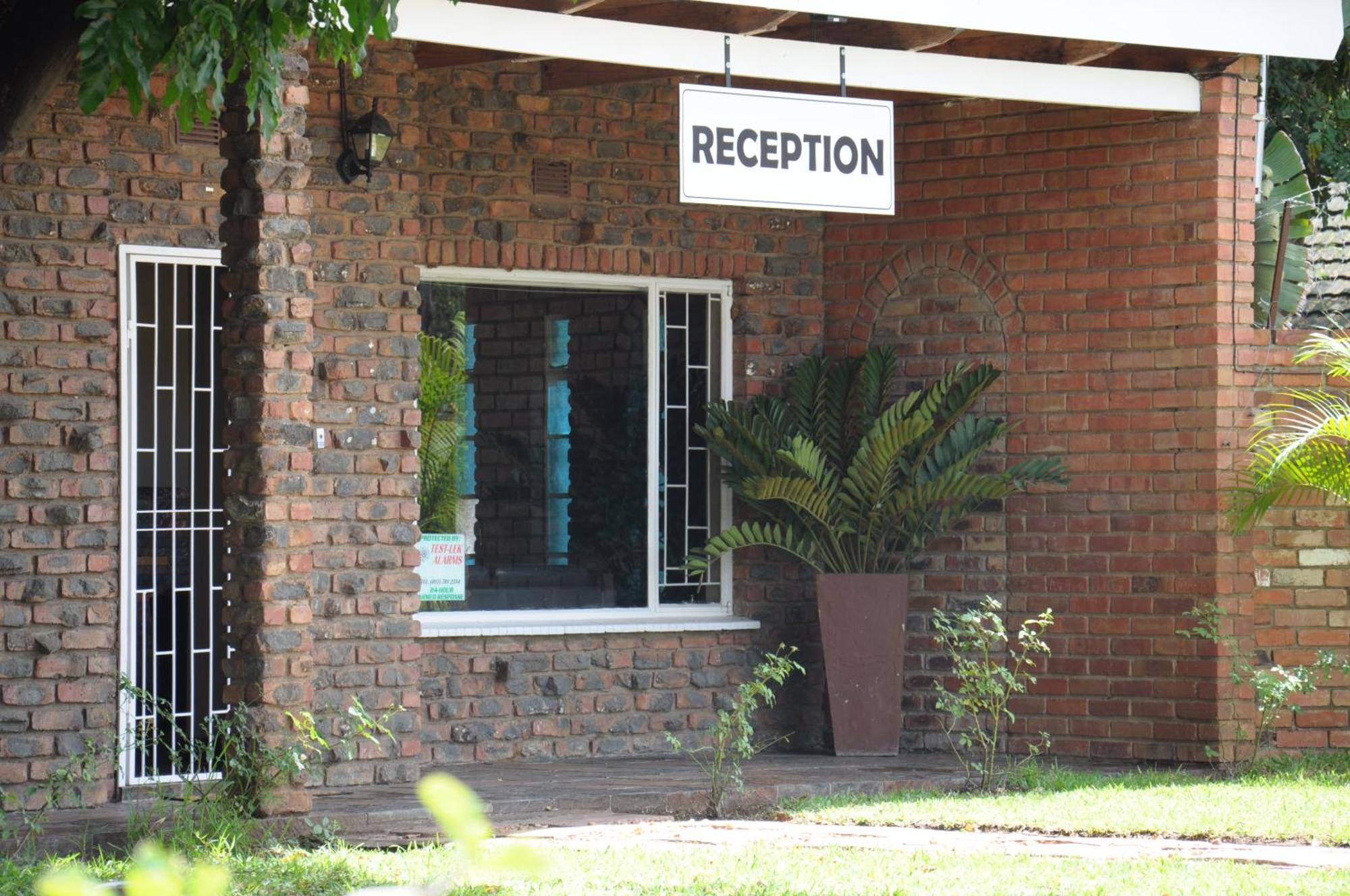 Casa Leitao Lodge ファラボルワ エクステリア 写真